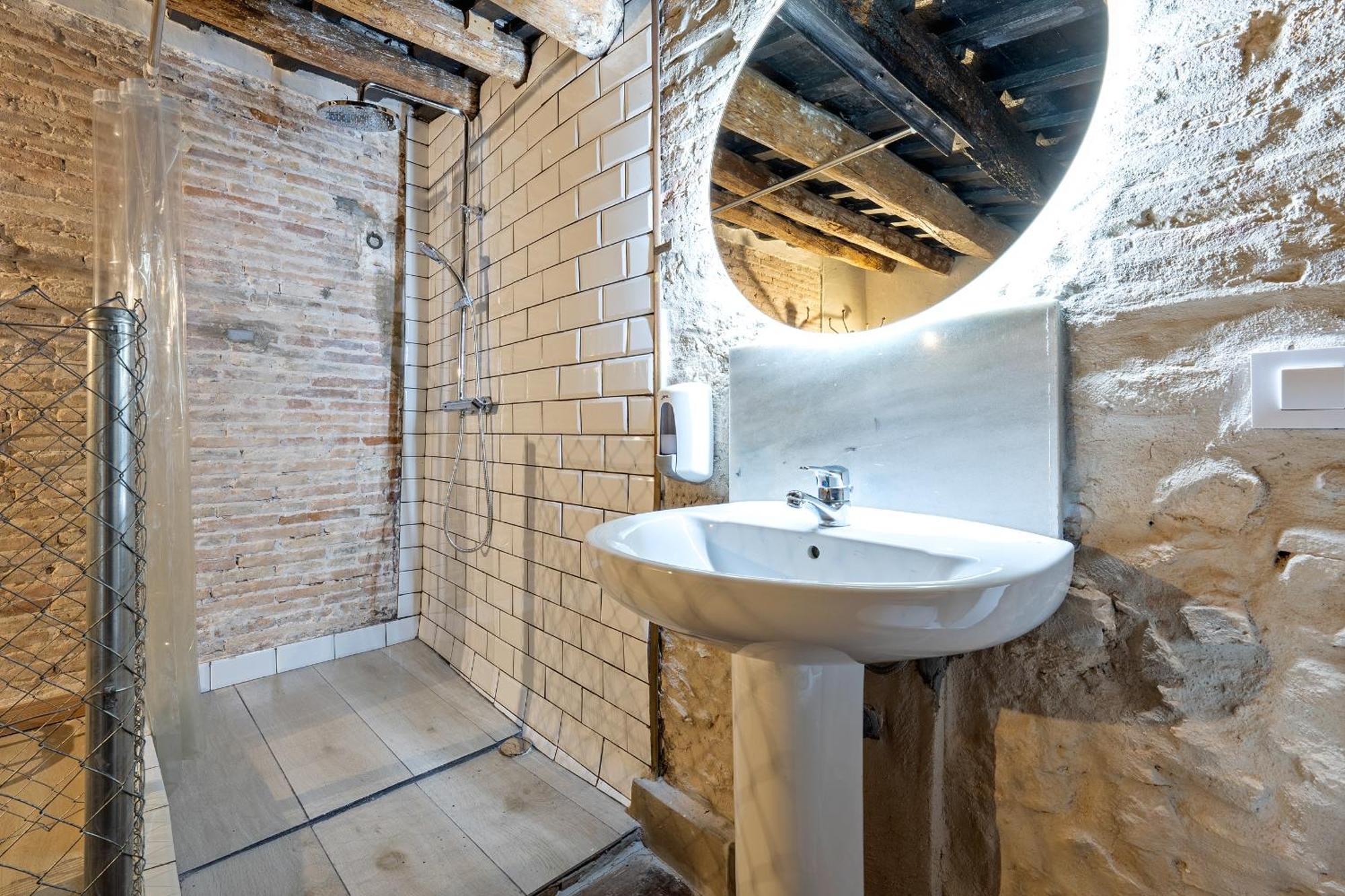 Hauzify I Novavila Centre Rooms Біланоба-і-ла-Жалтру Екстер'єр фото