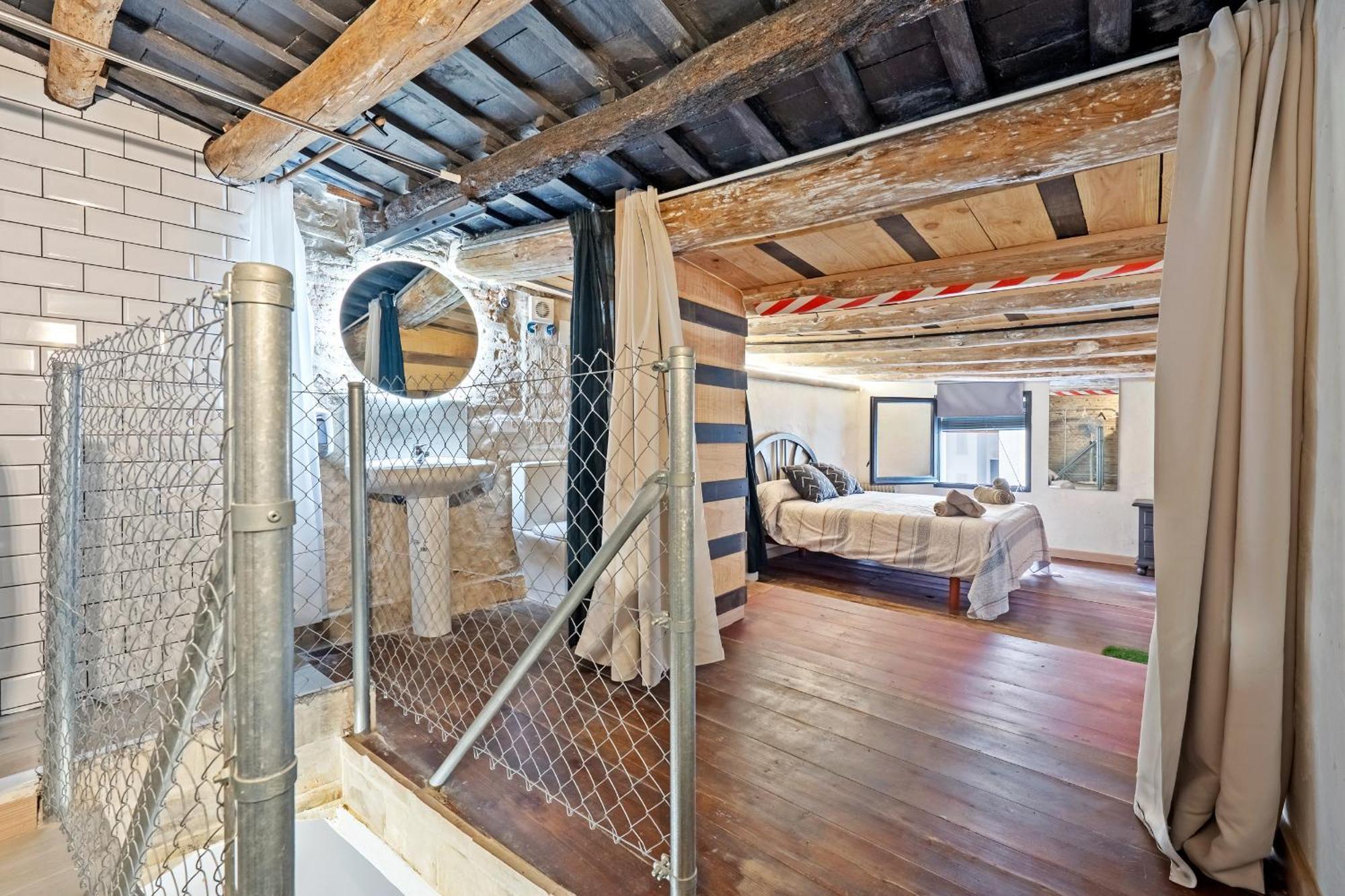 Hauzify I Novavila Centre Rooms Біланоба-і-ла-Жалтру Екстер'єр фото
